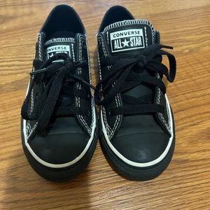 Boys converse shoes-size 12